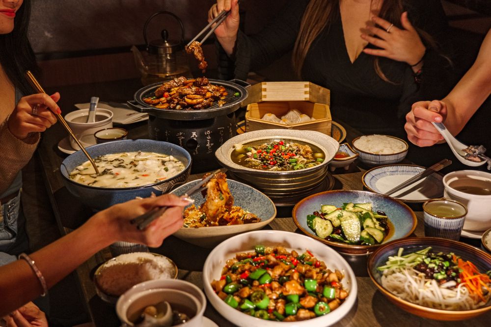 Chi Restaurant & Bar