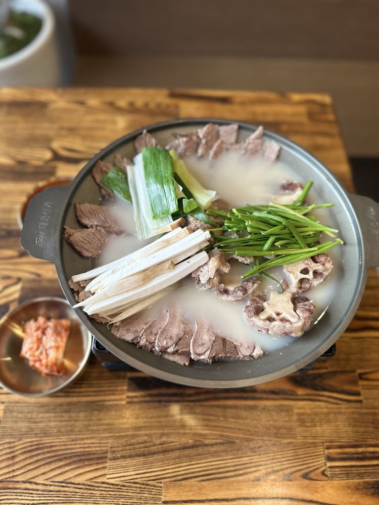 LEE GA