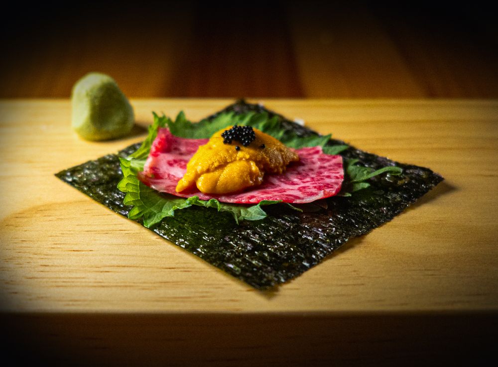 888 Sushi and Robata - Paradise
