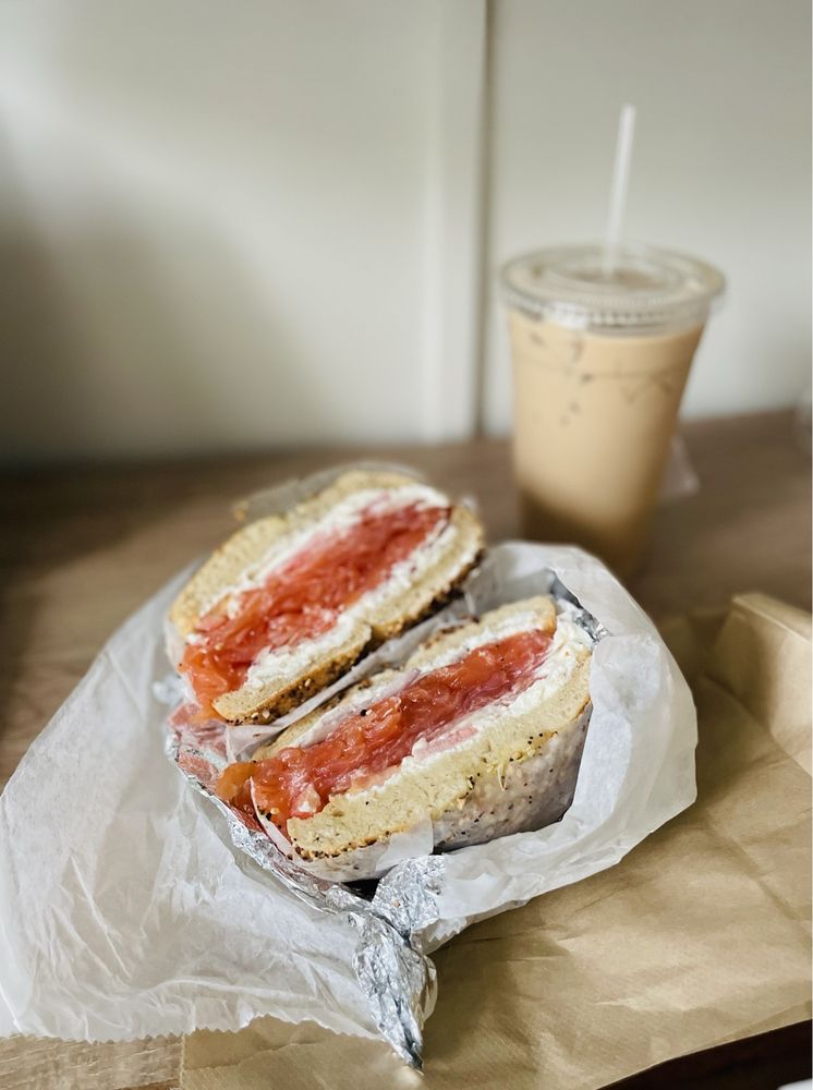 Best Bagel & Coffee